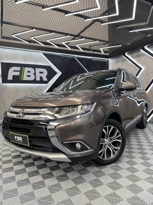 MITSUBISHI OUTLANDER 3.0 GT 4X4 V6 24V GASOLINA 4P AUTOMÁTICO